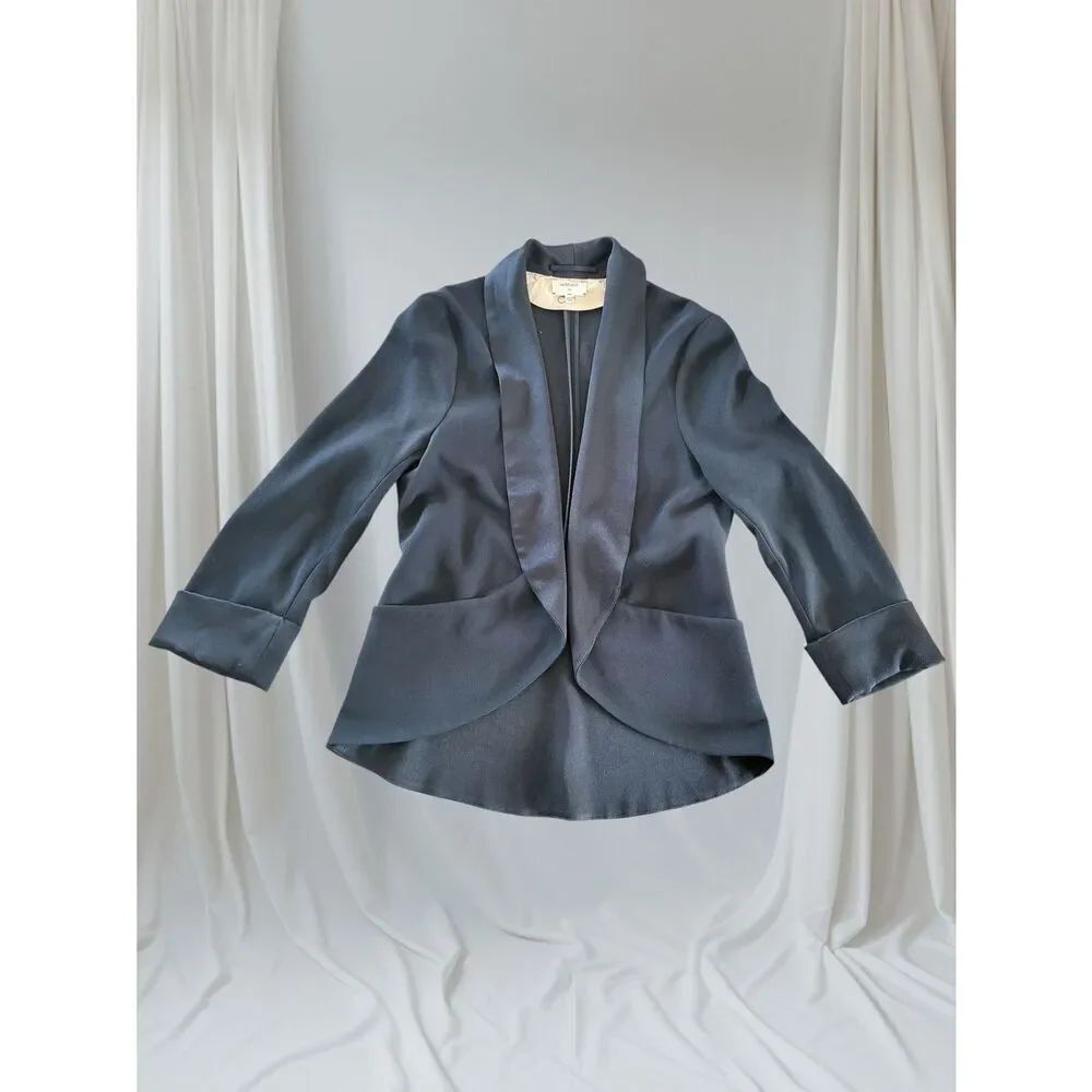 Aritzia Wilfred size 6 Black Blazer Shawl Collar 3/4 Sleeves Black Tie Office